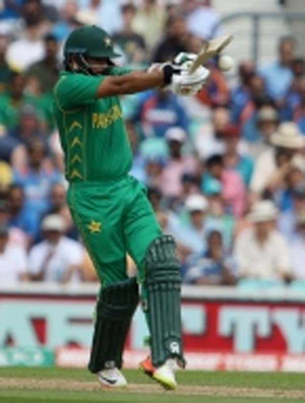 मैनचेस्टर टेस्ट : पाकिस्तान ने टॉस जीत चुनी बल्लेबाजी